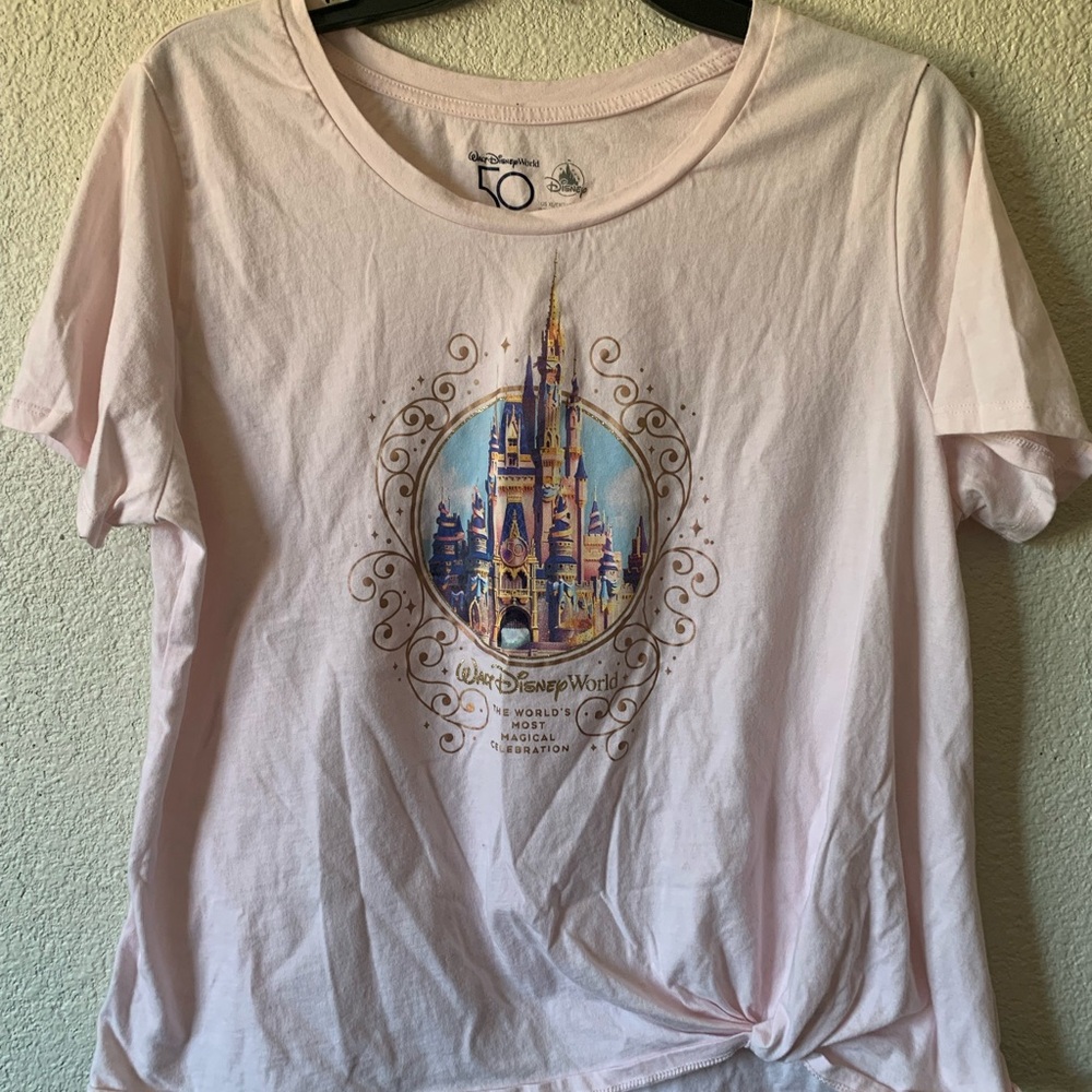 Disney top